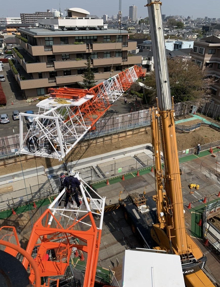 タワークレーン組立て解体工事